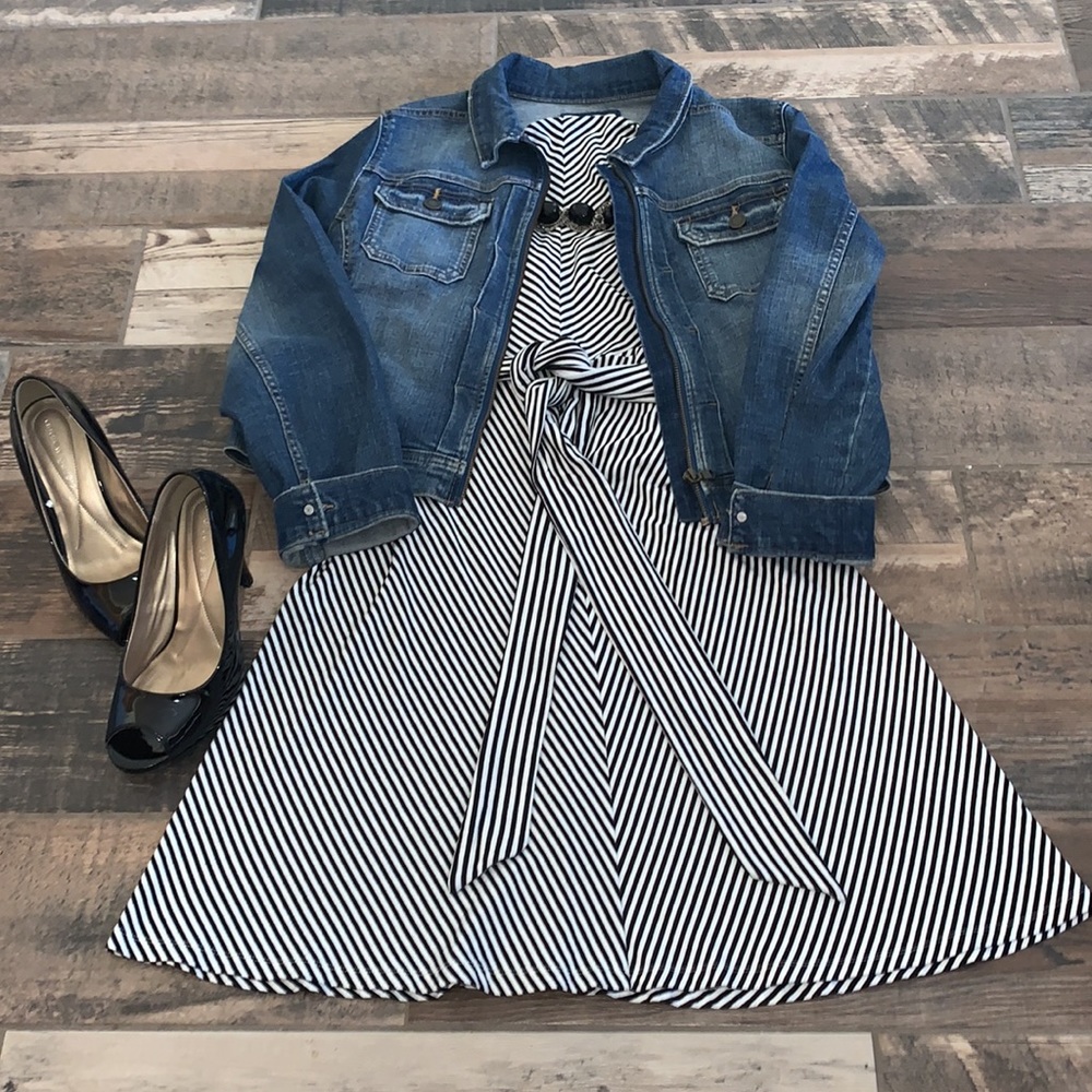 Ann Taylor Dress 👗